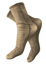 Load image into Gallery viewer, Tan socks